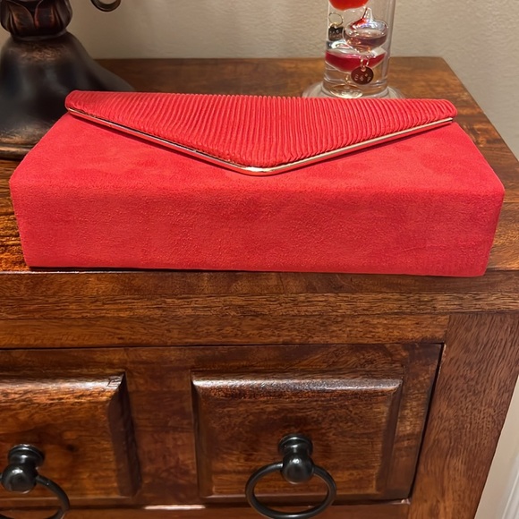 Evening Clutch / Purse in Red - Picture 4 of 13